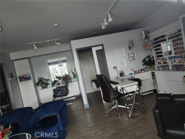 Detail Gallery Image 36 of 45 For 576 S Brea Bld, Brea,  CA 92821 - 2 Beds | 2/1 Baths