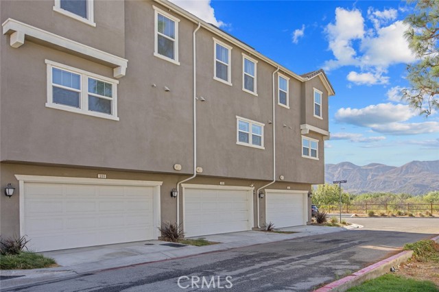 595 Heritage Valley, Fillmore CA: https://media.crmls.org/medias/c78e0453-b3ee-4bdc-a44d-2beb8856b670.jpg