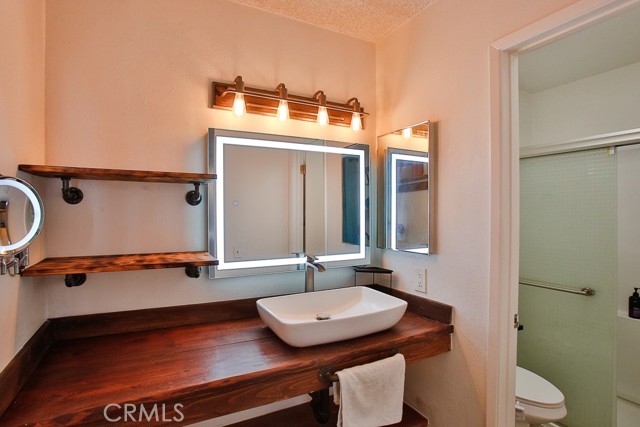 Detail Gallery Image 17 of 39 For 2829 S Fairview St #B,  Santa Ana,  CA 92704 - 2 Beds | 2 Baths