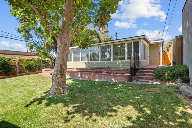 314 May Avenue, Monrovia CA: https://media.crmls.org/medias/c78edee9-d99e-4daf-99f0-5fb82b0f317b.jpg