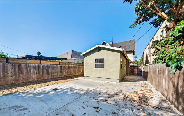 Detail Gallery Image 35 of 36 For 2256 W 28th St, Los Angeles,  CA 90018 - 4 Beds | 2 Baths