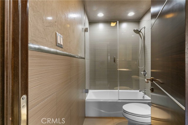 17206 Nugent Place, Granada Hills CA: https://media.crmls.org/medias/c792455d-f8e6-4dff-b23f-7e518ad5a6e7.jpg