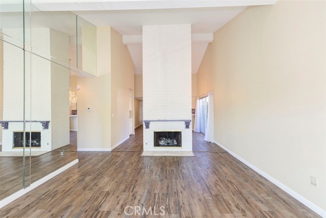 Detail Gallery Image 5 of 22 For 1682 Aspen Village Way, West Covina,  CA 91791 - 2 Beds | 2 Baths