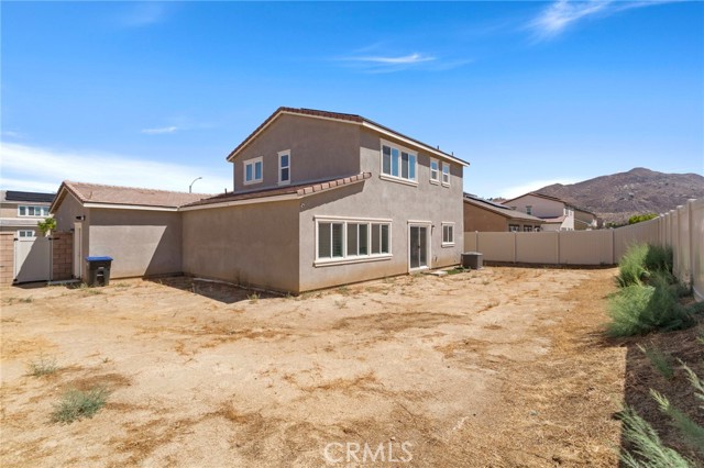 539 Hydrangea Street, Hemet CA: https://media.crmls.org/medias/c7934715-847f-472b-9aaa-5a9403eef771.jpg