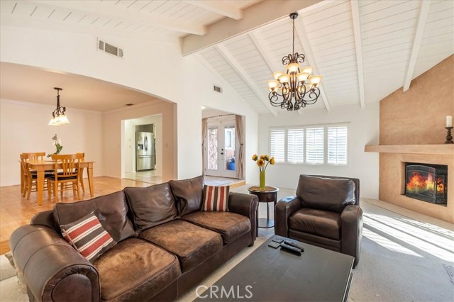 3616 Elm Avenue, Manhattan Beach, California 90266, 3 Bedrooms Bedrooms, ,2 BathroomsBathrooms,Residential,Sold,Elm,SB22239127