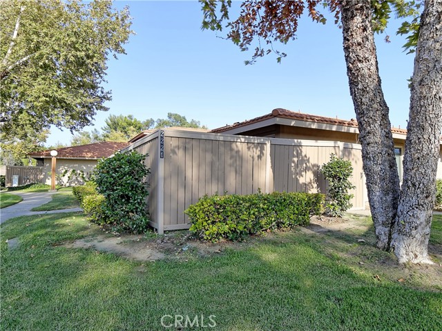 2221 Cranberry Rd, Tustin, CA 92780