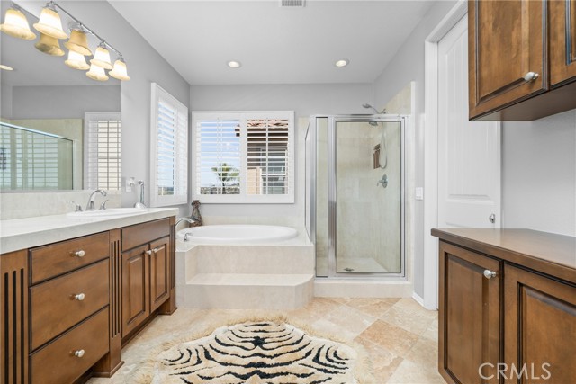 7 Bradford Court, Laguna Niguel CA: https://media.crmls.org/medias/c795538c-c11d-4f0b-be5f-407f51cb33c4.jpg