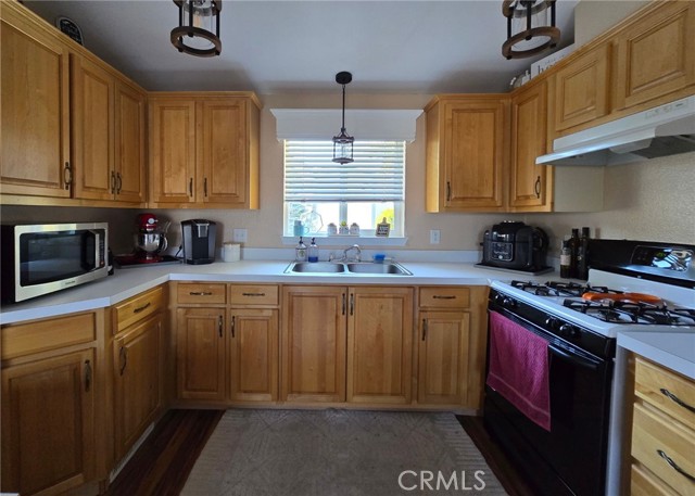 408 Tanglewood, Oroville CA: https://media.crmls.org/medias/c795adba-16ea-47fe-a586-f06e3a964b77.jpg