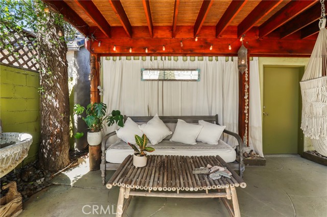 Detail Gallery Image 23 of 39 For 1619 S Curson, Los Angeles,  CA 90019 - 3 Beds | 2 Baths