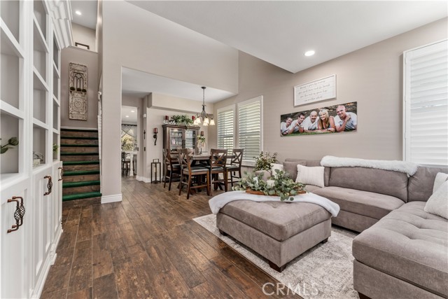 Detail Gallery Image 7 of 60 For 8750 E Heatherwood Rd, Anaheim Hills,  CA 92808 - 5 Beds | 3 Baths