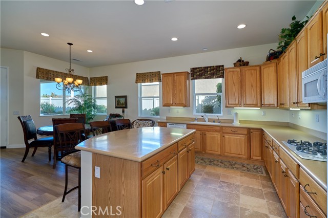 Detail Gallery Image 19 of 65 For 1665 S Forest Oaks Dr, Beaumont,  CA 92223 - 2 Beds | 2/1 Baths