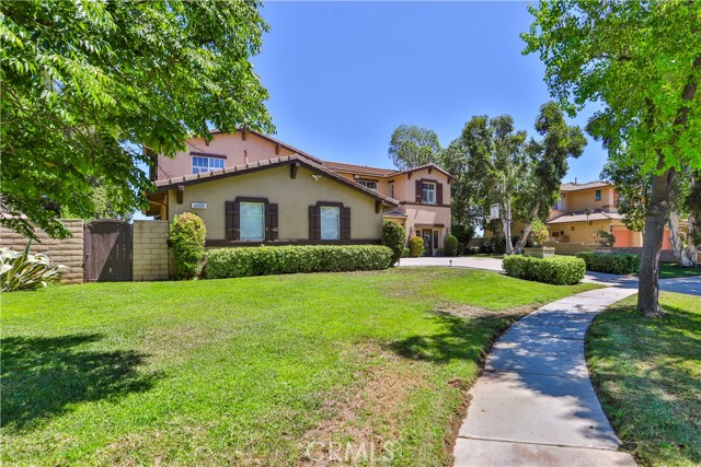 Detail Gallery Image 5 of 71 For 3505 Sunmeadow Cir, Corona,  CA 92881 - 6 Beds | 4 Baths