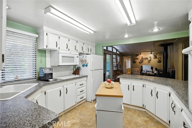 6595 Grandview Avenue, Magalia CA: https://media.crmls.org/medias/c79a1c81-ba72-4811-a09c-139b25504f77.jpg