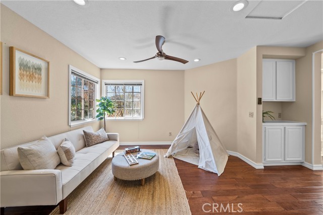 Detail Gallery Image 37 of 60 For 25009 Wintergreen Ct, Stevenson Ranch,  CA 91381 - 4 Beds | 3 Baths