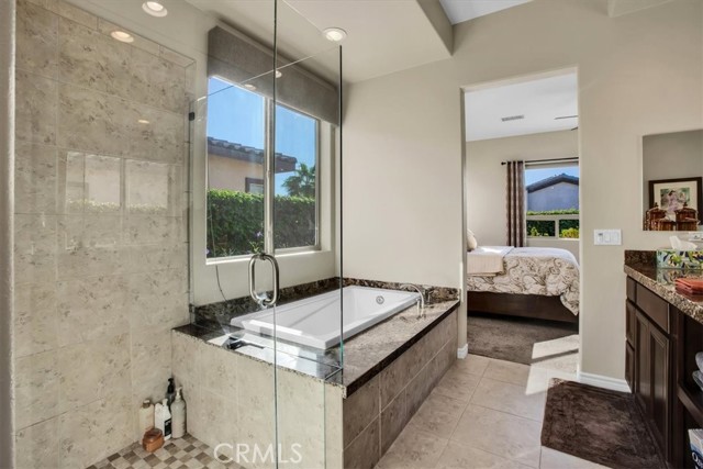 Detail Gallery Image 13 of 32 For 74191 Anastacia Ln, Palm Desert,  CA 92211 - 4 Beds | 2/1 Baths