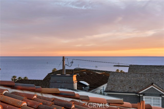 Detail Gallery Image 38 of 53 For 213 Jasmine, Corona Del Mar,  CA 92625 - 4 Beds | 4/1 Baths