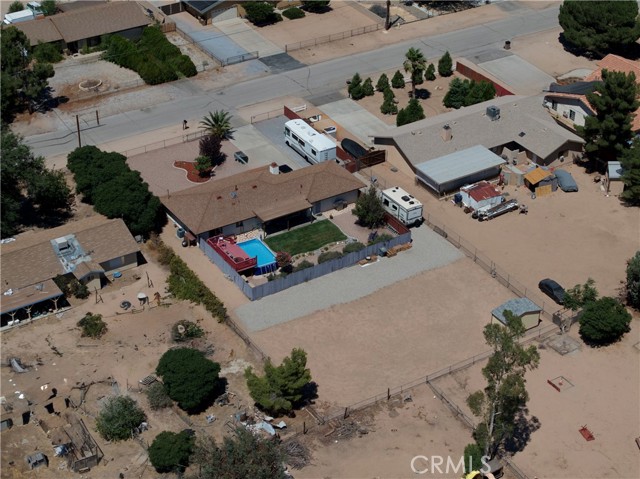 8197 Sherborn Avenue, Hesperia CA: https://media.crmls.org/medias/c79c156c-748f-4a61-8001-bcef01b08457.jpg