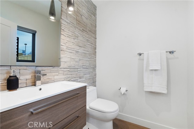 Detail Gallery Image 11 of 36 For 33871 Calle La Primavera, Dana Point,  CA 92629 - 4 Beds | 4/1 Baths