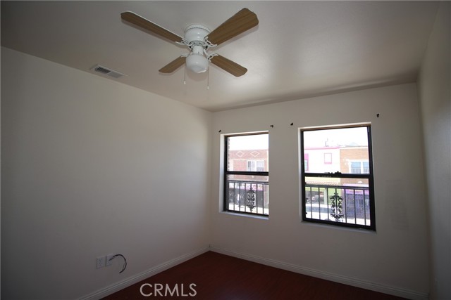7914 Seville Avenue, Huntington Park CA: https://media.crmls.org/medias/c79d09ff-104b-438d-bf04-aea1d9d20a6d.jpg