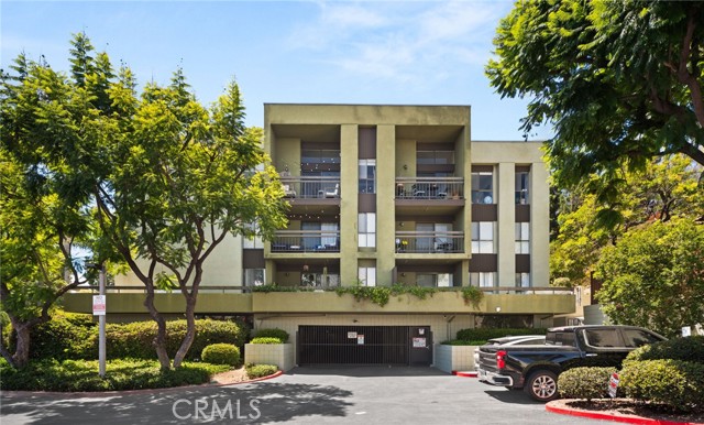 Front Image Thumbnail for CRCV26184354