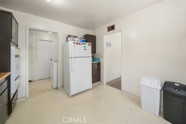 1827 Pinecove Drive, San Luis Obispo CA: https://media.crmls.org/medias/c79d6786-7d5f-4fcc-a787-4607491d2edf.jpg