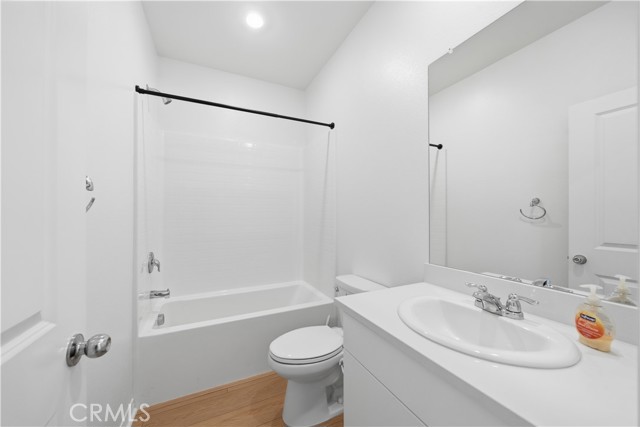 Detail Gallery Image 10 of 51 For 36631 Camino Springs, Murrieta,  CA 92563 - 4 Beds | 3 Baths