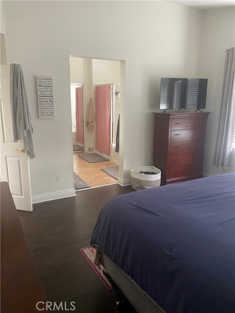 5031 Columbia Drive, Fontana CA: https://media.crmls.org/medias/c79e9a7f-0dfc-4600-9b90-7cccc1505617.jpg