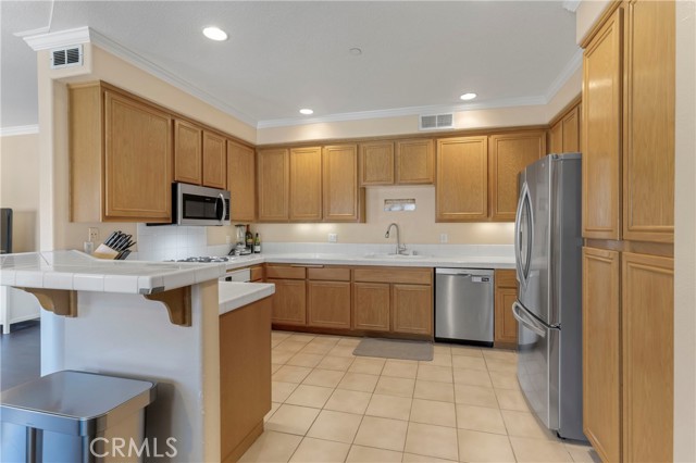 Detail Gallery Image 18 of 30 For 3003 W Riverside Dr #201,  Burbank,  CA 91505 - 2 Beds | 2 Baths