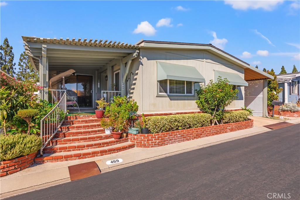 5200 Irvine Boulevard #469