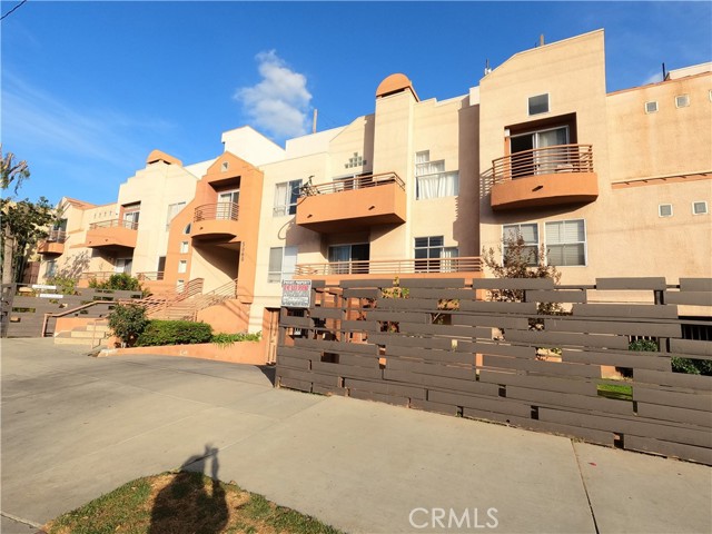 Detail Gallery Image 16 of 17 For 5060 Kester Ave #101,  Sherman Oaks,  CA 91403 - 1 Beds | 1 Baths