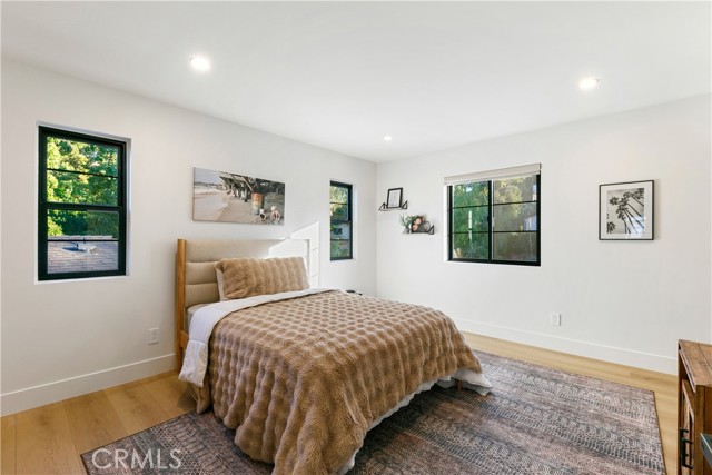 Detail Gallery Image 75 of 75 For 22269 Avenue San Luis, Woodland Hills,  CA 91364 - 5 Beds | 5/1 Baths