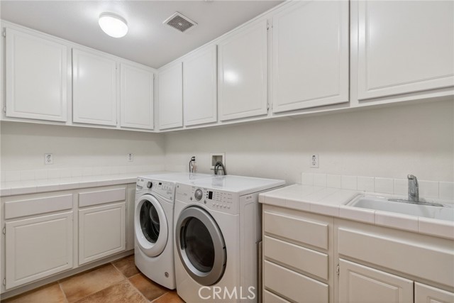 Image 34 of 49 For 7470 Chateau Ridge Lane