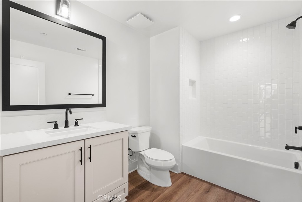 1101 Catania Court - photo 17