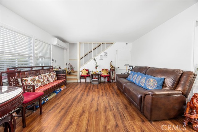 Detail Gallery Image 5 of 28 For 1150 Okoboji Dr, Arcadia,  CA 91007 - – Beds | – Baths