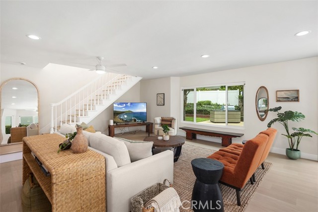 Detail Gallery Image 7 of 33 For 34456 Calle Portola, Dana Point,  CA 92624 - 4 Beds | 3 Baths