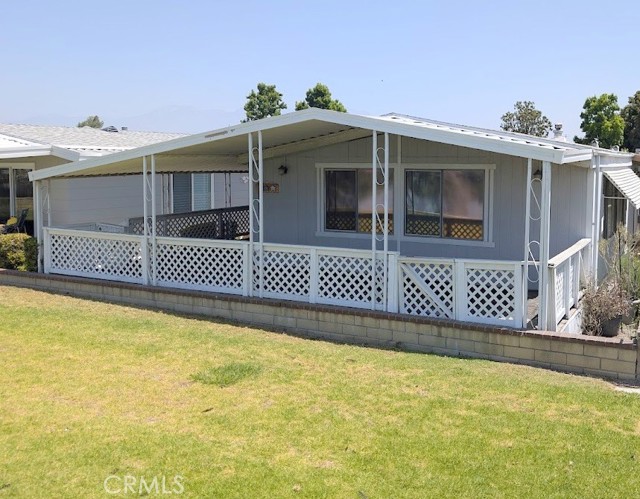 15111 Pipeline Avenue, Chino Hills CA: https://media.crmls.org/medias/c7a3a11f-a83e-421f-a2bb-1772a19c4e3a.jpg