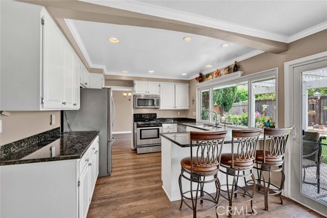 14661 Danborough Road, Tustin CA: https://media.crmls.org/medias/c7a3aef7-2e31-4fda-ab3f-ef7b07977343.jpg