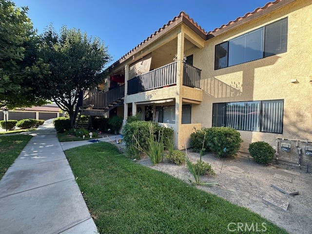 Detail Gallery Image 1 of 19 For 43131 Wall St #J,  Hemet,  CA 92544 - 2 Beds | 2 Baths