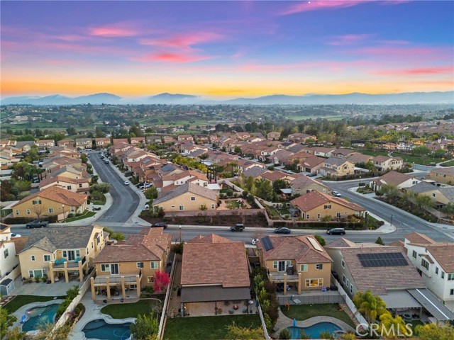31570 Sweetwater Circle, Temecula CA: https://media.crmls.org/medias/c7a5d7a8-0164-420c-978a-331dff0e7432.jpg
