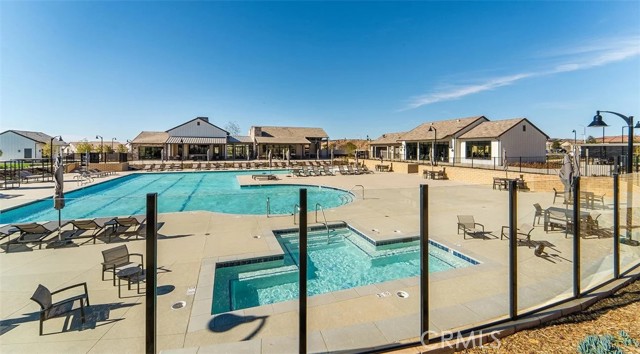 Detail Gallery Image 4 of 9 For 26681 Orion Way, Valencia,  CA 91381 - 3 Beds | 2/1 Baths