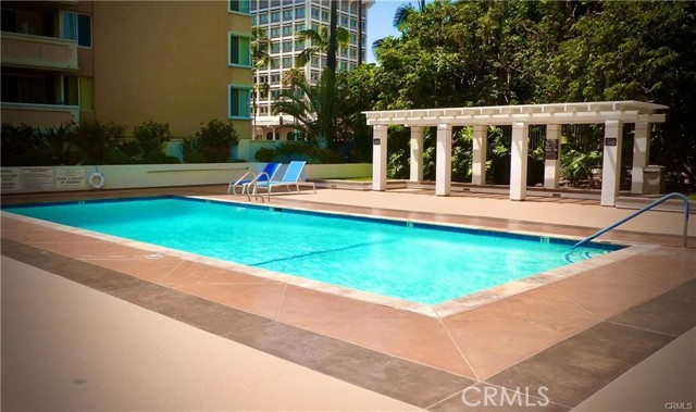 700 E Ocean Boulevard, Long Beach CA: https://media.crmls.org/medias/c7a64a2f-a235-45d9-88cb-52b9198ad77f.jpg