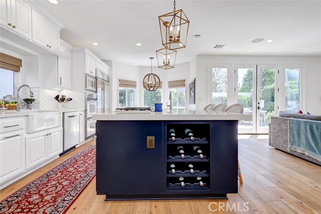 2304 Elm Avenue, Manhattan Beach, California 90266, 5 Bedrooms Bedrooms, ,4 BathroomsBathrooms,Residential,Sold,Elm,SB21197598