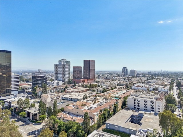 Detail Gallery Image 58 of 64 For 11500 San Vicente Bld #214,  Los Angeles,  CA 90049 - 2 Beds | 3 Baths