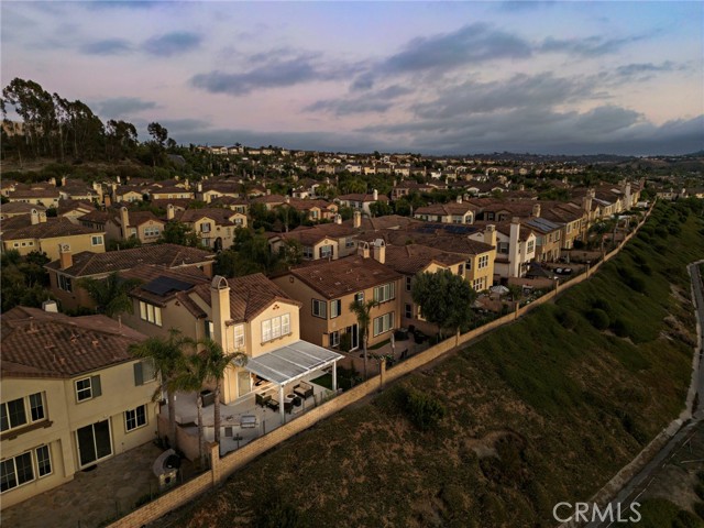 9 Durham Court, Laguna Niguel CA: https://media.crmls.org/medias/c7a72ddc-b5f0-421a-b847-ded706077ff4.jpg