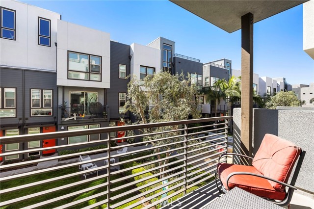 Detail Gallery Image 20 of 67 For 162 Placemark, Irvine,  CA 92614 - 3 Beds | 3/1 Baths