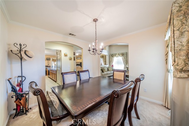 Detail Gallery Image 19 of 46 For 15982 Holly Brook Ln, Victorville,  CA 92395 - 4 Beds | 3 Baths