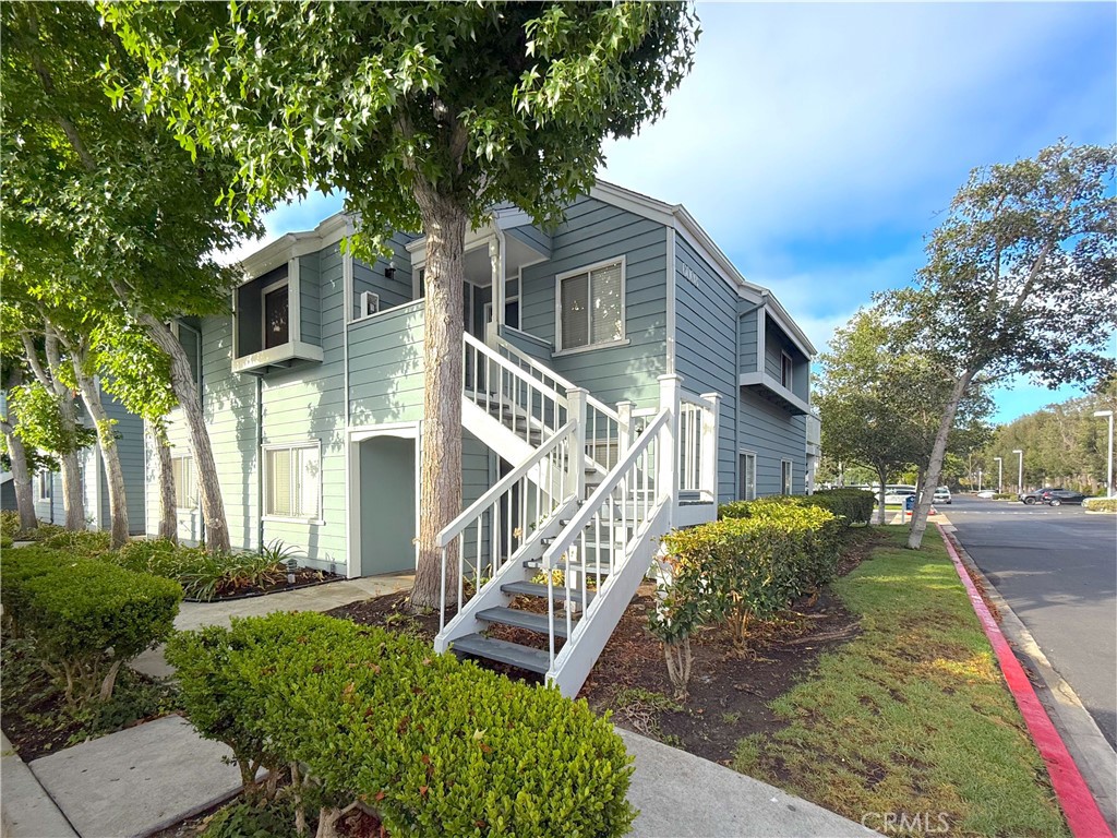 6008 Bixby Village #42