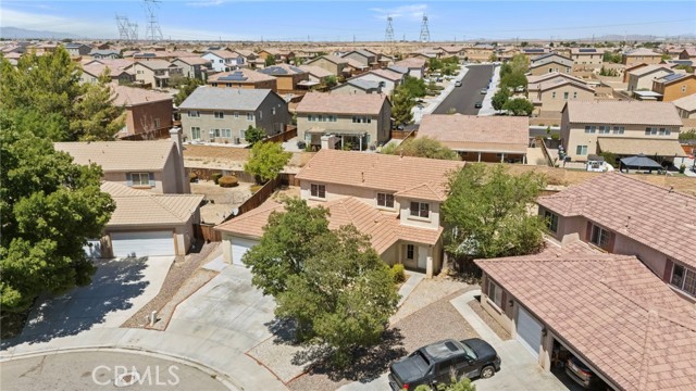 15240 Sapphire Court, Victorville CA: https://media.crmls.org/medias/c7a88224-0d60-46bc-be2e-1e65bfce62ae.jpg