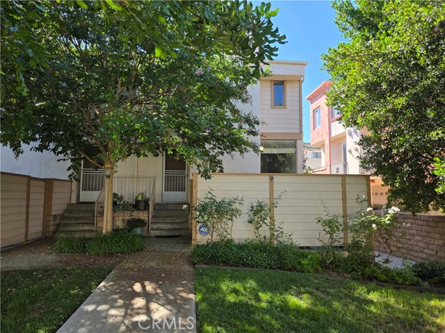 10231 Independence AVE Unit: C12