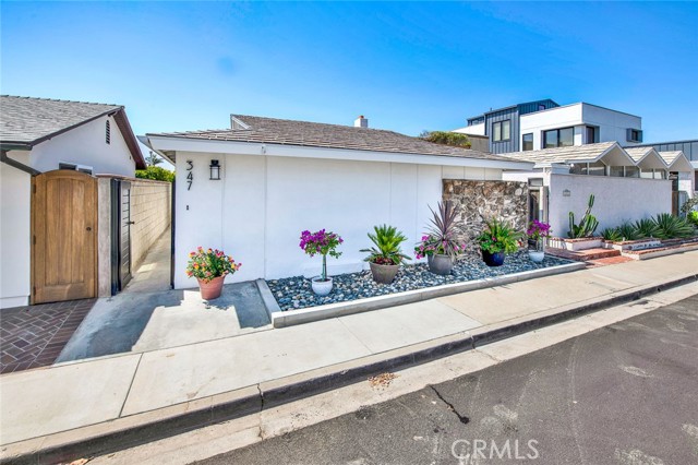 Front Image Thumbnail for CRNP26153582